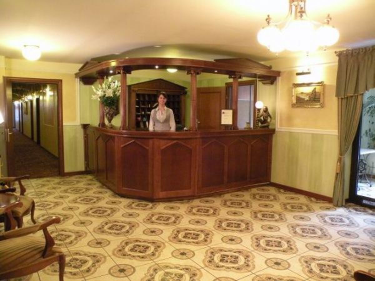 Kujawsko-Pomorskie, Hotel Akropol